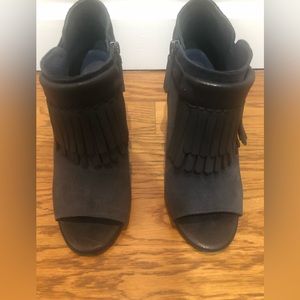 Delman Navy Blue Suede with Black Front Tassel. High Heel. Used. Size 38 1/2.